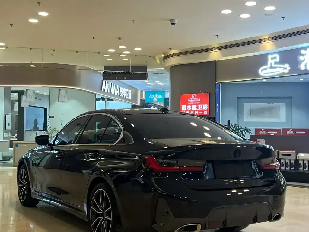 BMW 3 Series 2024 из CN, фото 8
