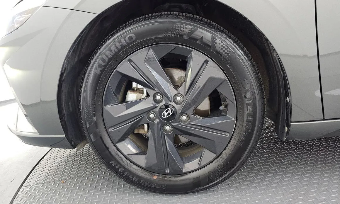 Hyundai AVANTE 2021 из KR, фото 10