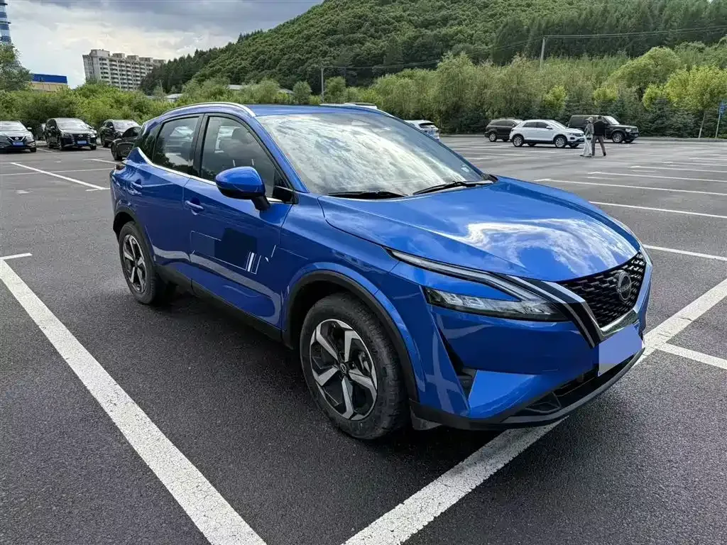 Nissan Qashqai — фото 10