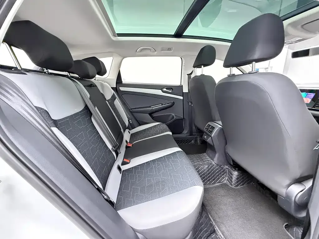 Jetta VS7 2023 из CN, фото 3