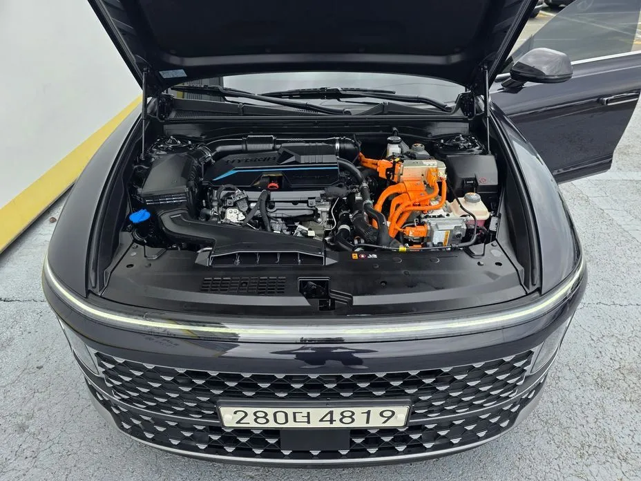 Hyundai Grandeur 2023 из KR, фото 6