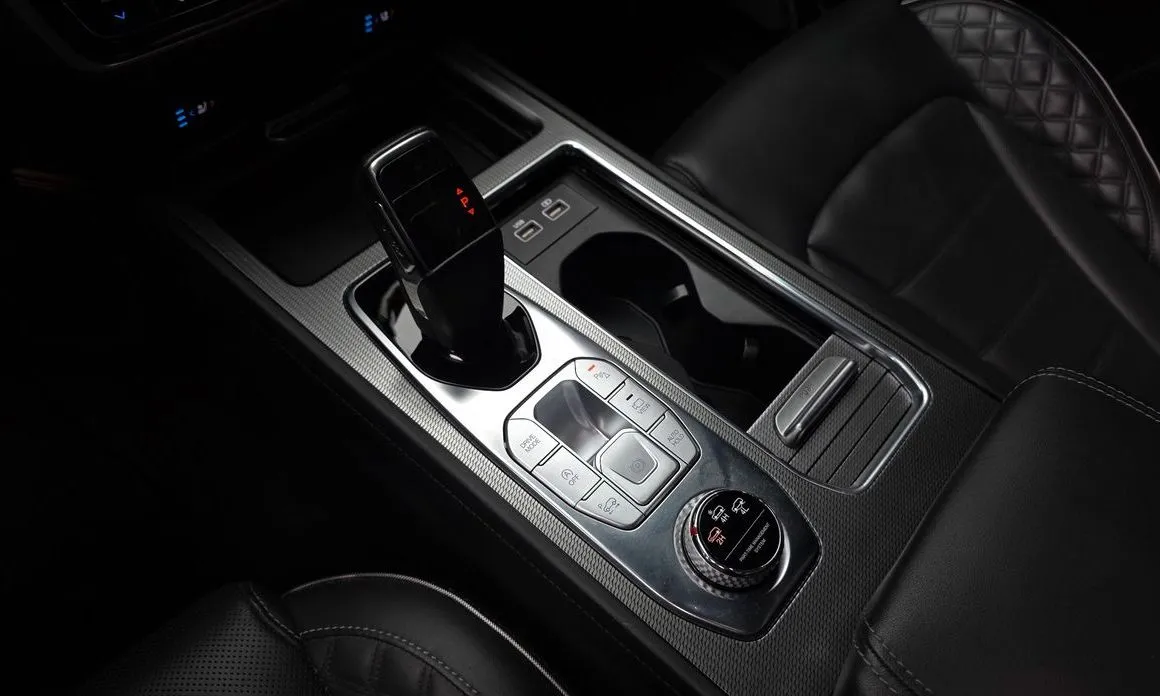 KG Mobility (Ssangyong) Rexton — фото 8