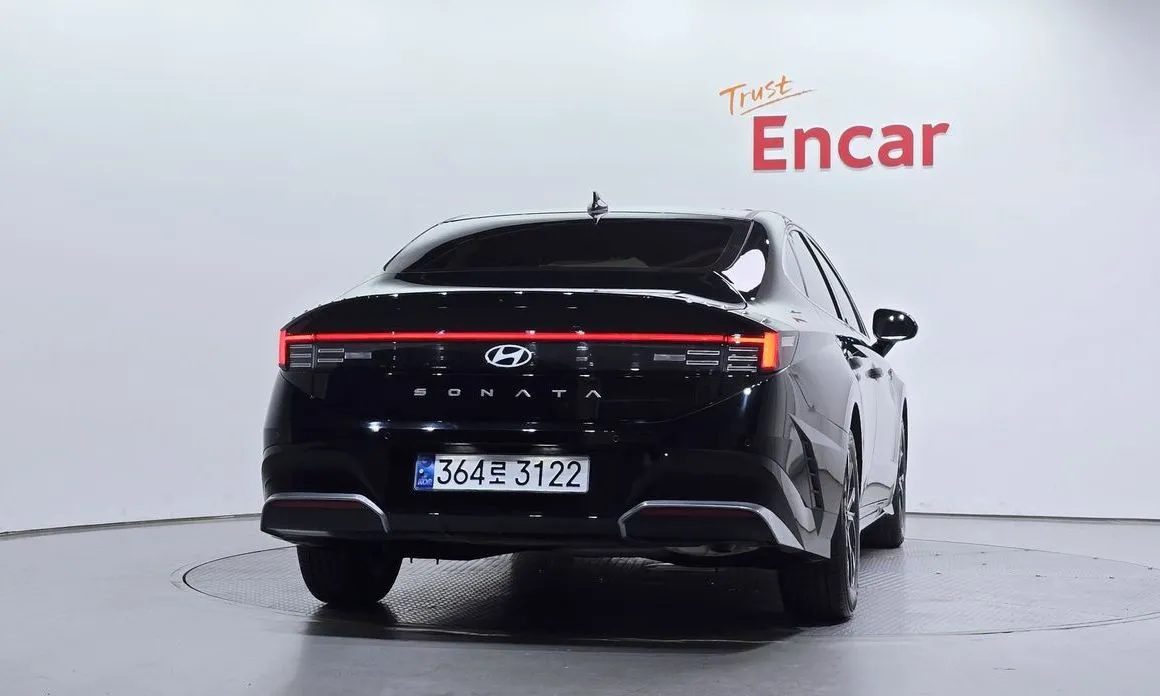 Hyundai Sonata 2024 из KR, фото 2
