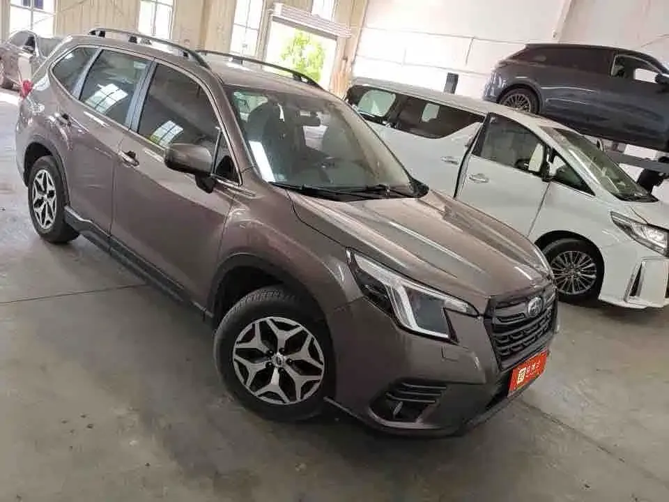 Subaru Forester 2022 из CN, фото 10