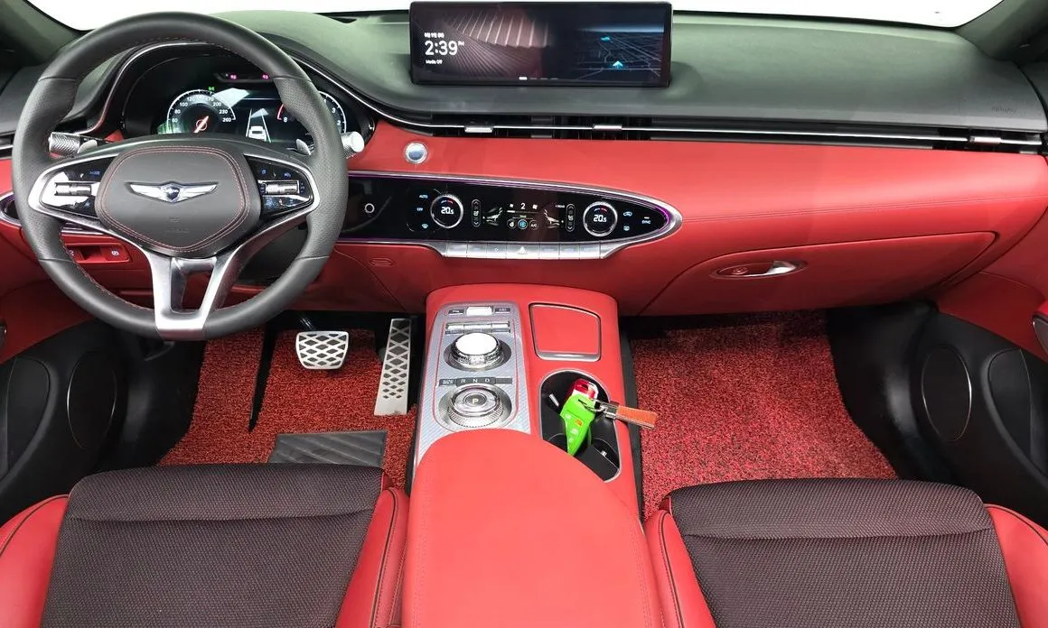 Genesis GV70 — фото 10
