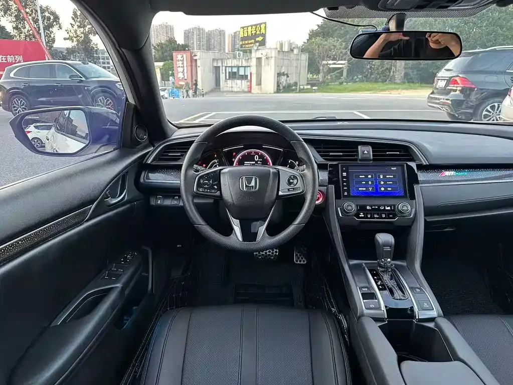Honda Civic — фото 9