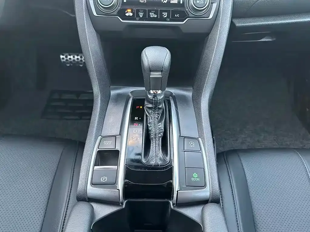 Honda Civic — фото 8