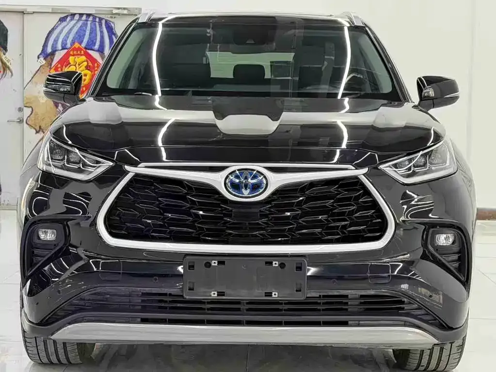 Toyota Highlander — фото 7