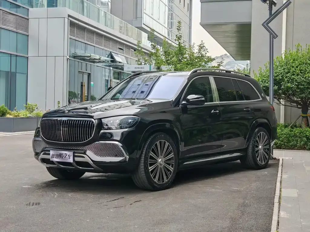 Mercedes-Benz GLS — фото 1