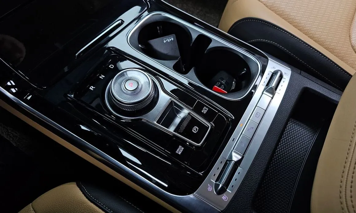 Kia Carnival 2023 из KR, фото 9