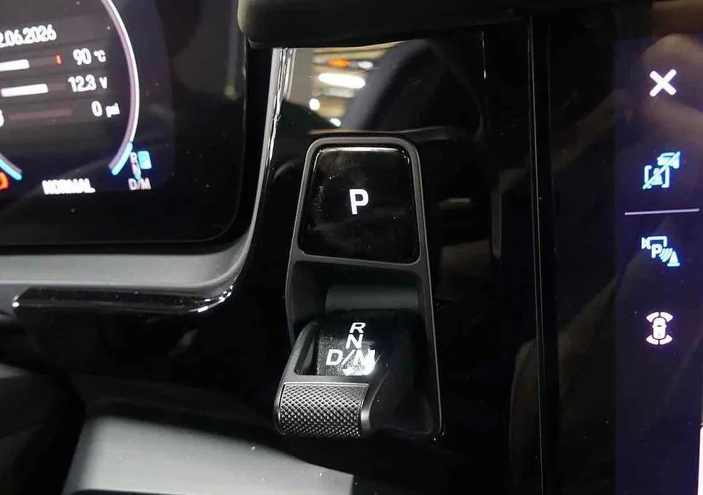 Porsche Cayenne 2025 из KR, фото 6