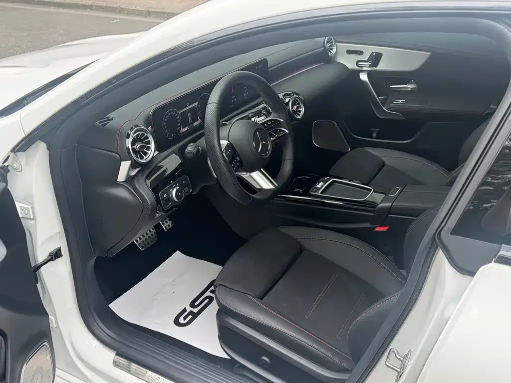 Mercedes-Benz CLA (Import) — фото 4