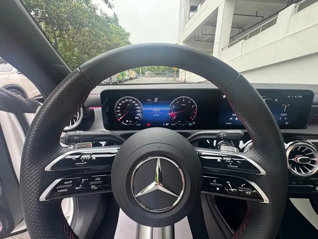 Mercedes-Benz CLA (Import) — фото 8