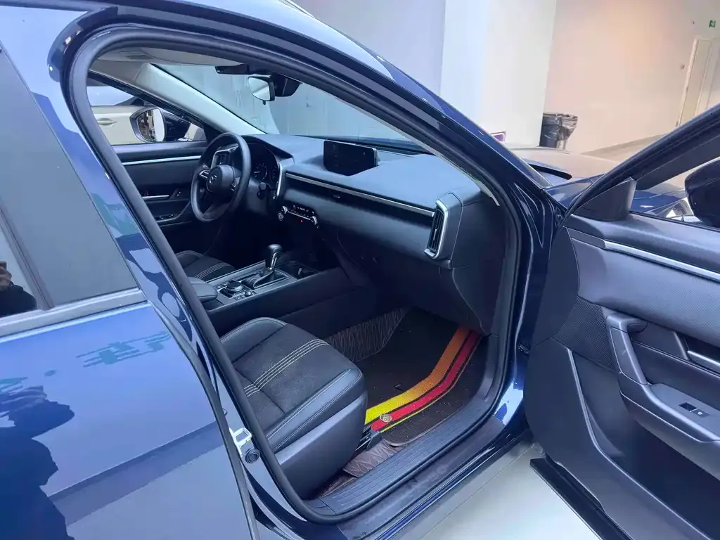 Mazda CX-50 2023 из CN, фото 7