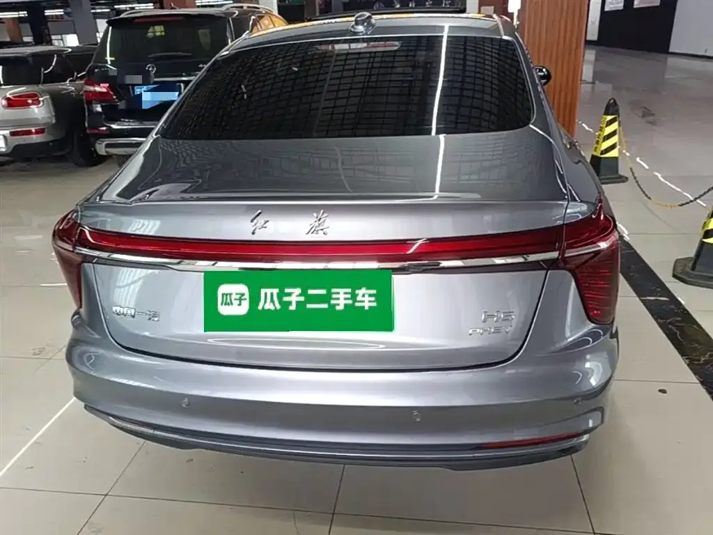 Hongqi H5 PHEV 2025 из CN, фото 6