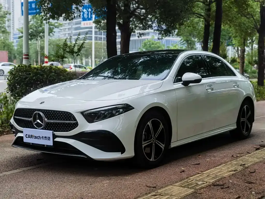 Mercedes-Benz A-Class — фото 1
