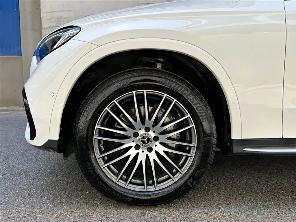 Mercedes-Benz GLC — фото 4