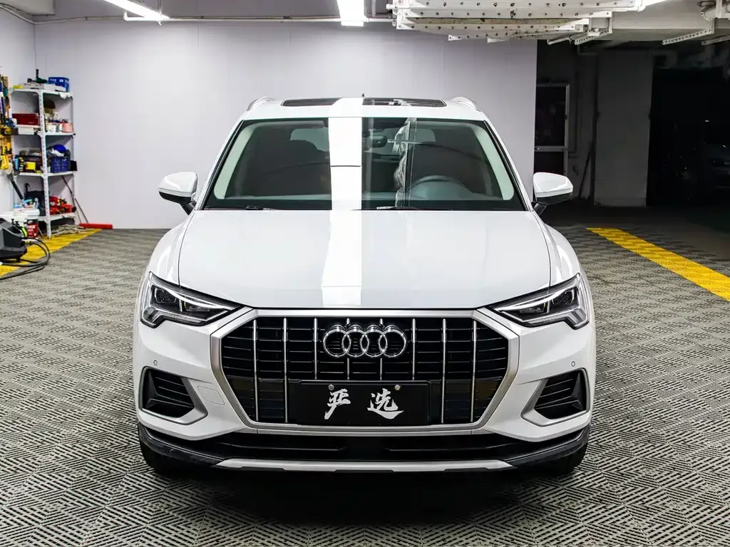 Audi Q3 — фото 4