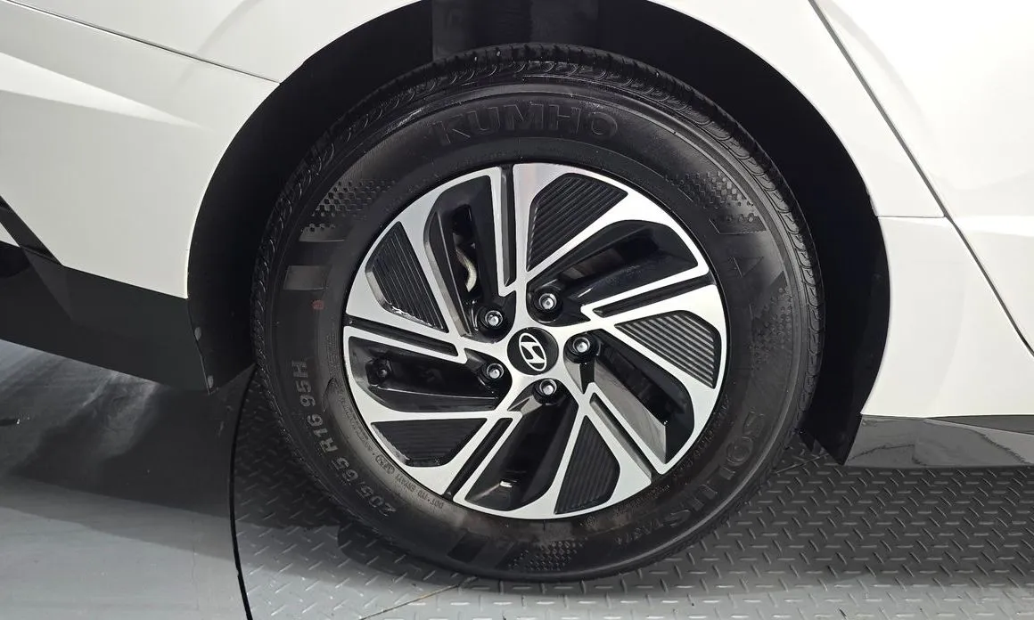 Hyundai Sonata 2024 из KR, фото 9