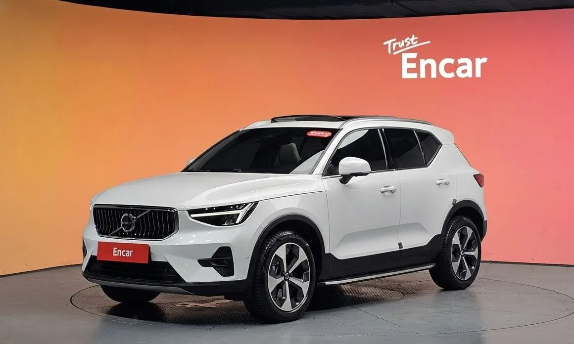 Volvo XC40 2023 из KR, фото 1