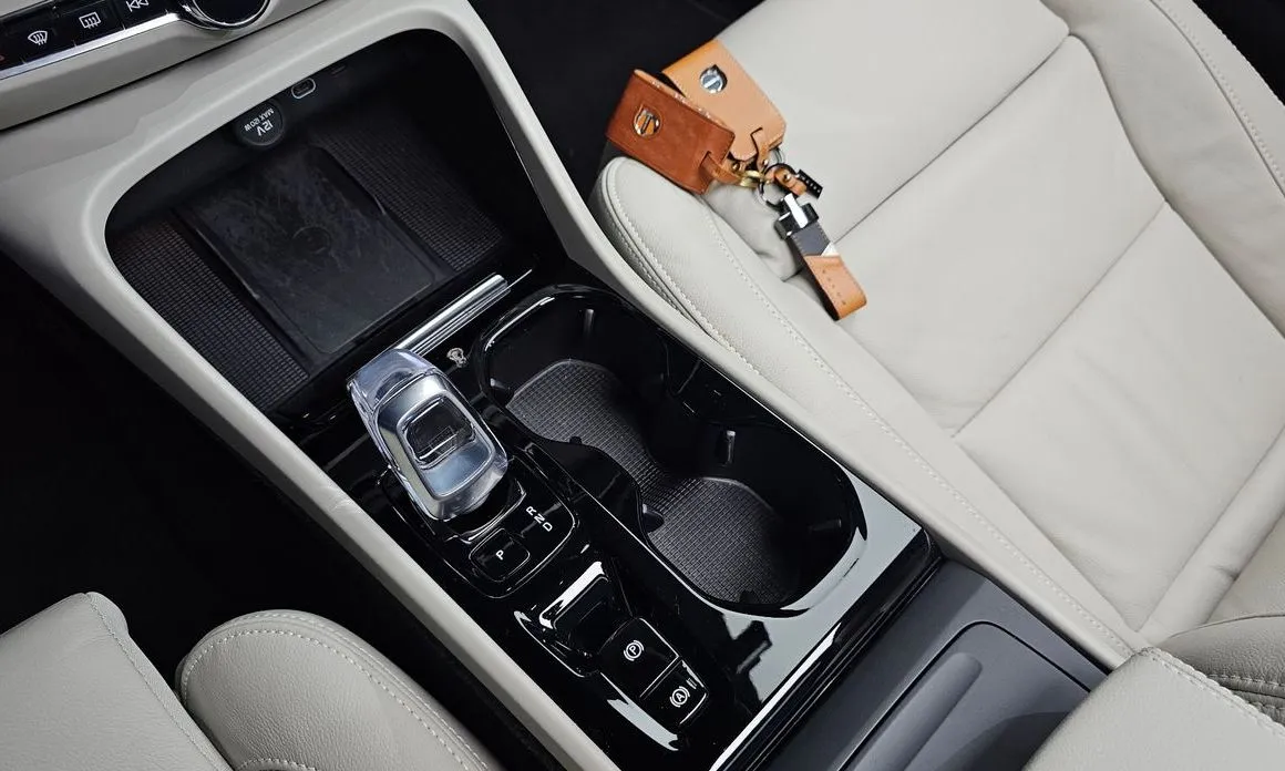 Volvo XC40 2023 из KR, фото 9