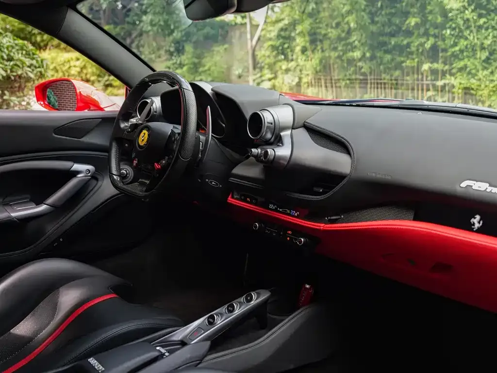 Ferrari F8 — фото 4