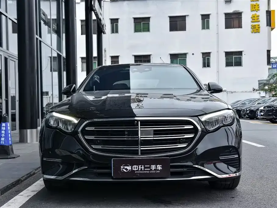 Mercedes-Benz E-Class — фото 10