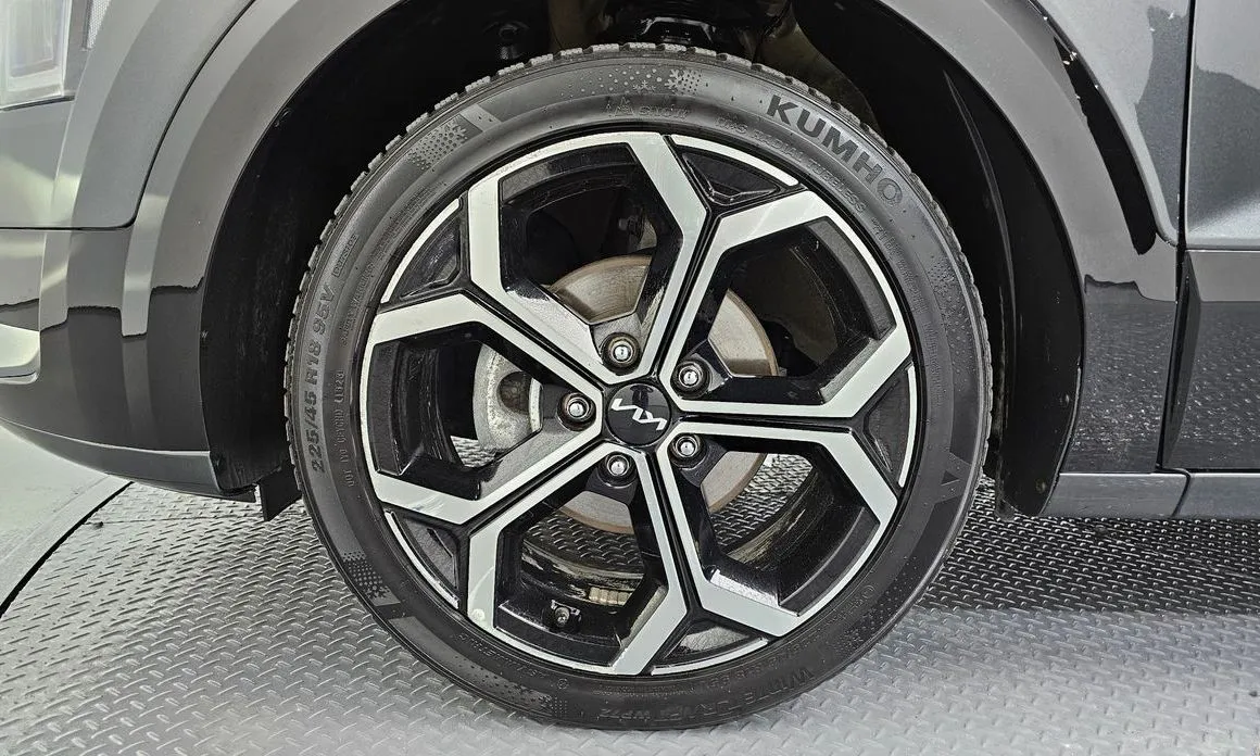 Kia Niro — фото 10