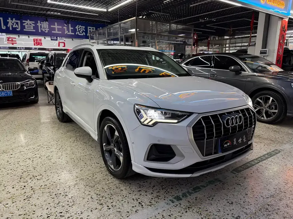 Audi Q3 — фото 3