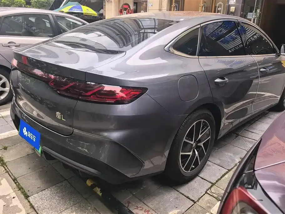BYD Qin L — фото 7