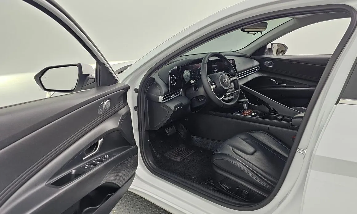 Hyundai AVANTE 2021 из KR, фото 5