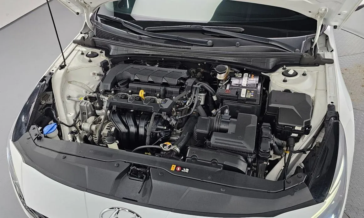 Hyundai AVANTE 2021 из KR, фото 9