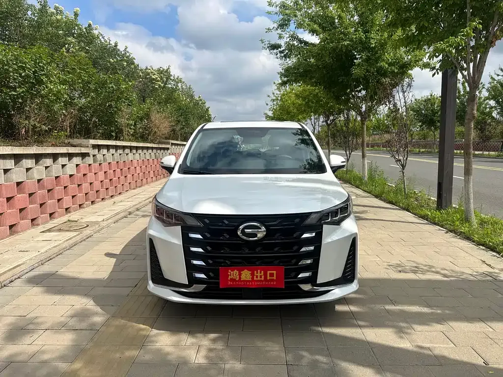 GAC Motor Trumpchi M6 — фото 10