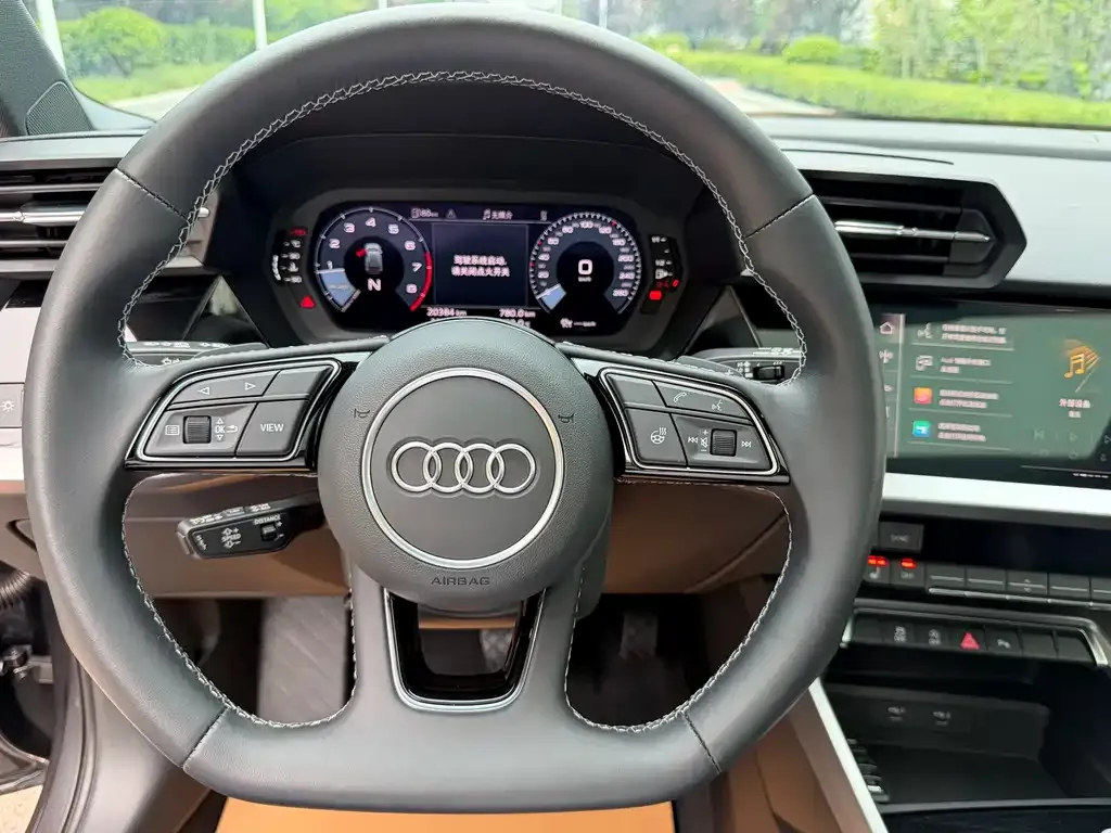 Audi A3 — фото 7