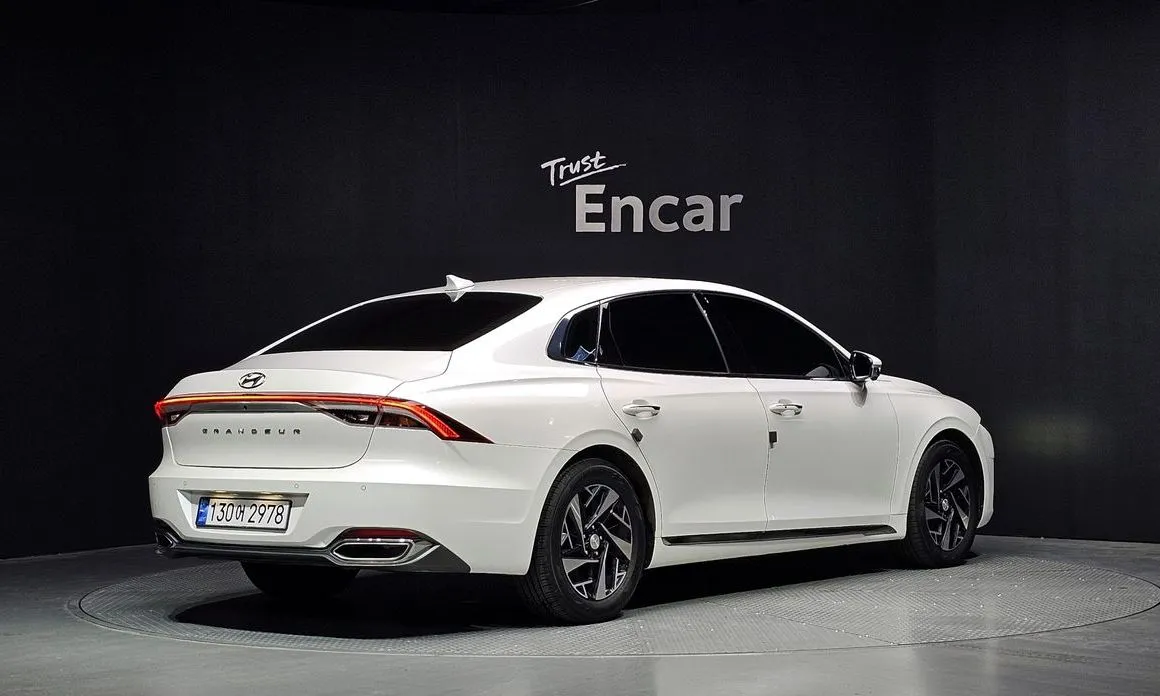 Hyundai Grandeur 2022 из KR, фото 9
