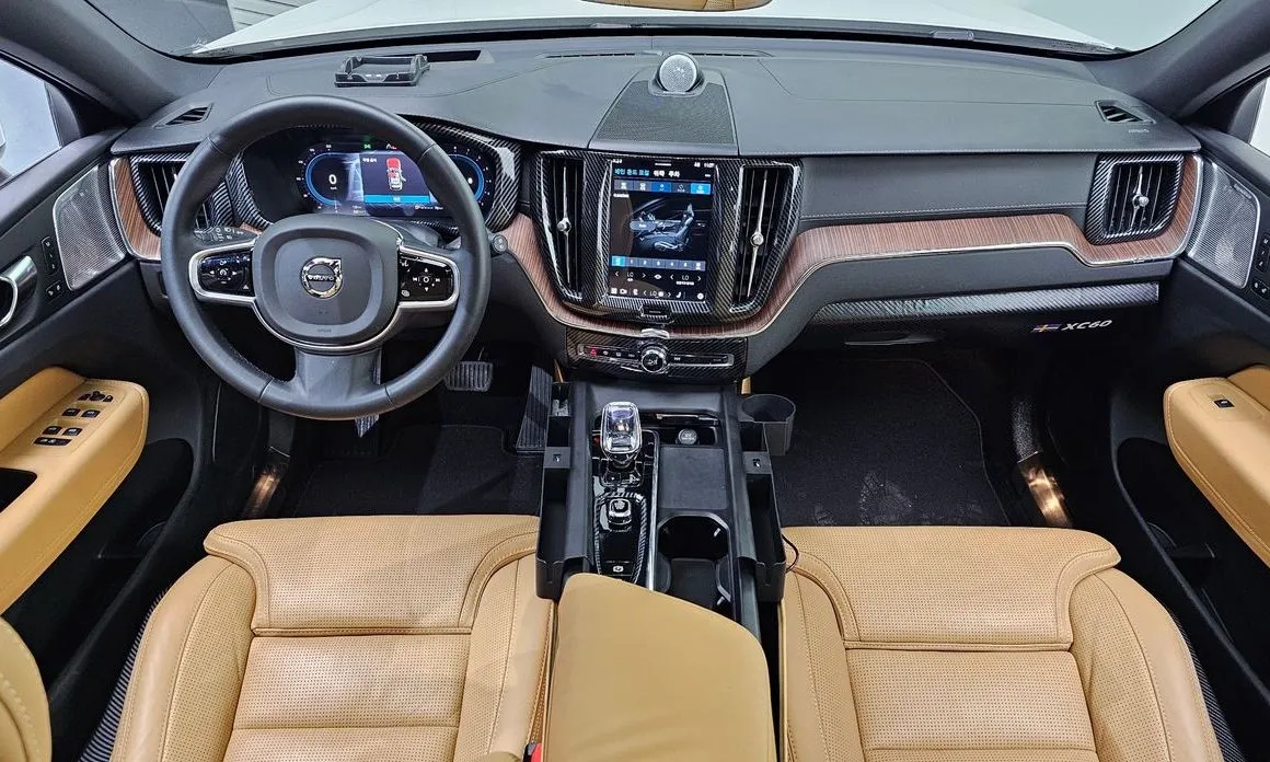 Volvo XC60 2023 из KR, фото 6
