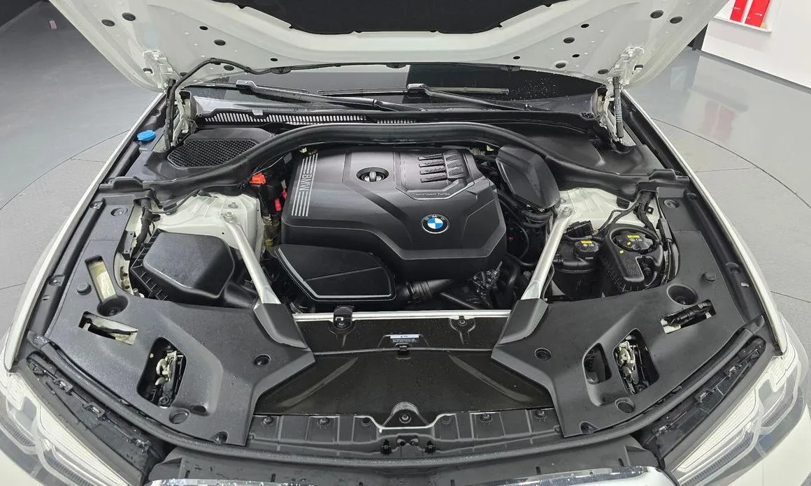 BMW 5-Series 2022 из KR, фото 10