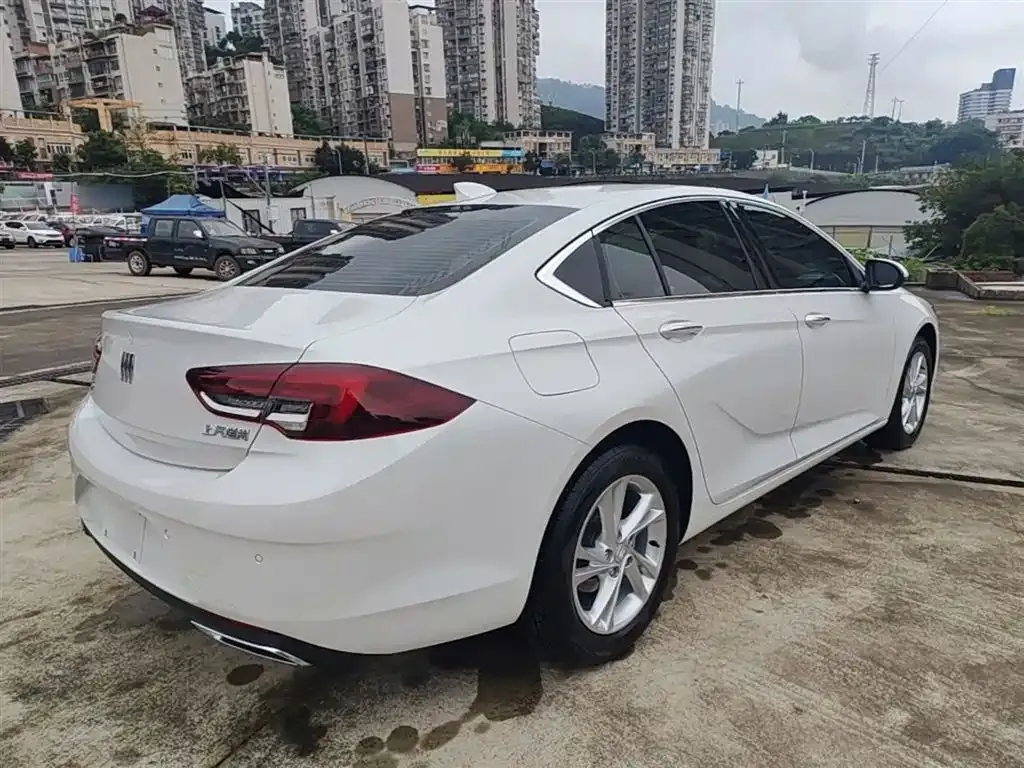 Buick Regal — фото 3