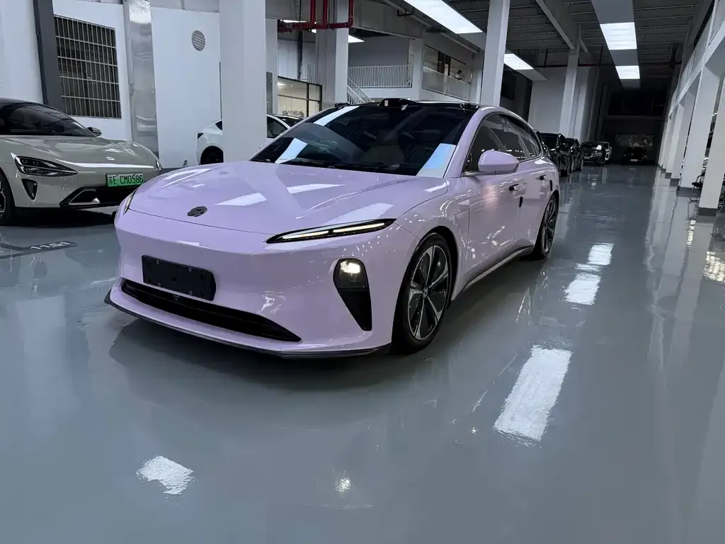 NIO ET5T