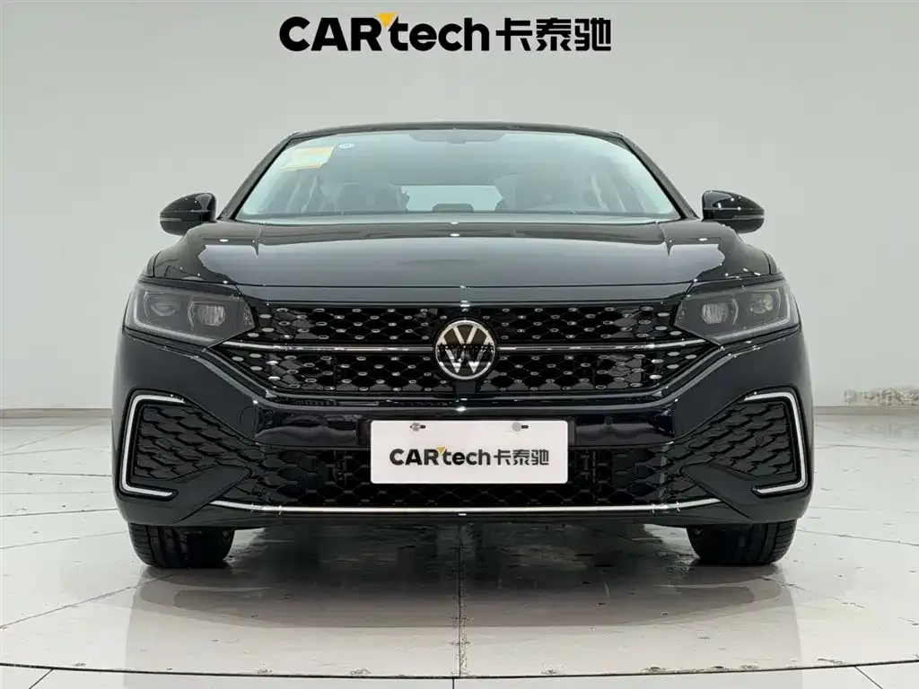 Volkswagen Passat — фото 3