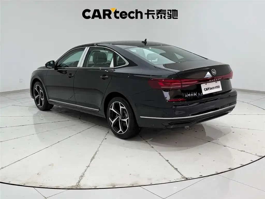 Volkswagen Passat — фото 9