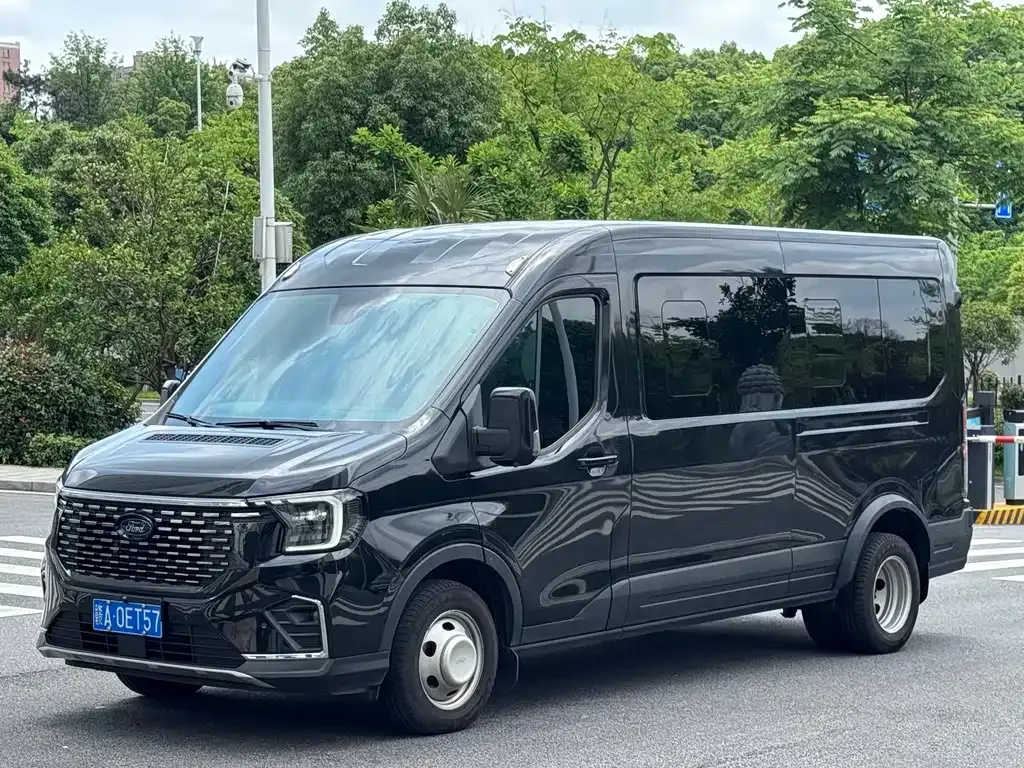 Ford Transit T8