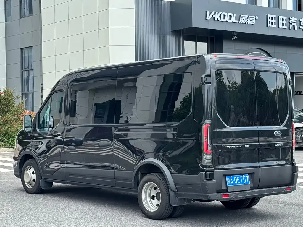 Ford Transit T8 2024 из CN, фото 2