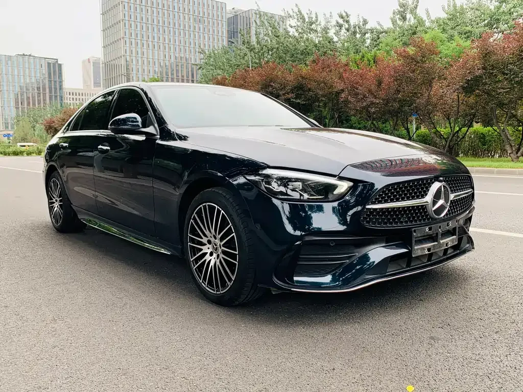 Mercedes-Benz C-Class — фото 1