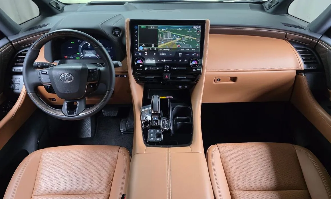 Toyota Alphard 2025 из KR, фото 9