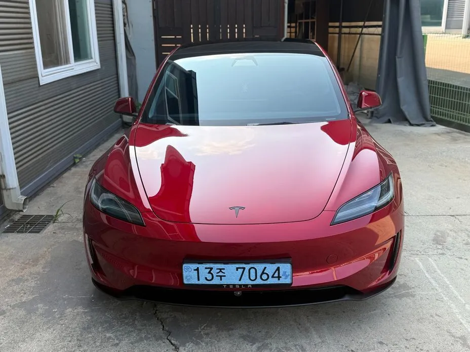 Tesla Model 3 — фото 9