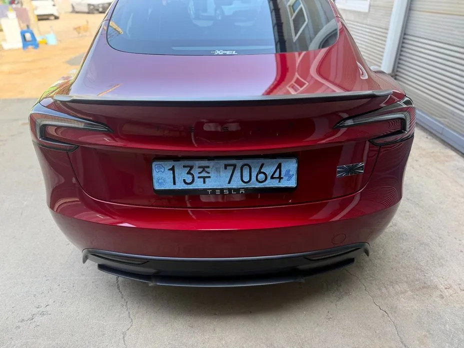 Tesla Model 3 — фото 4