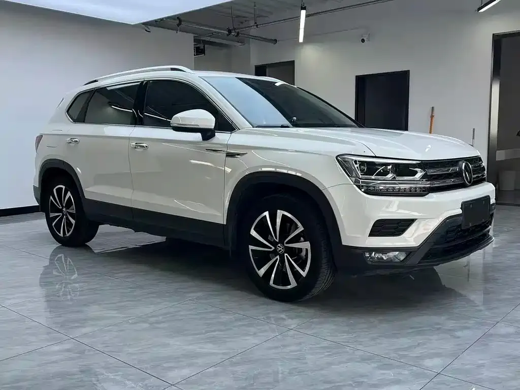 Volkswagen Tharu — фото 2