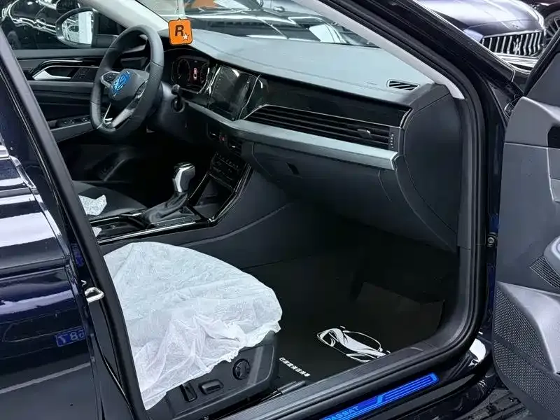 Volkswagen Passat — фото 5