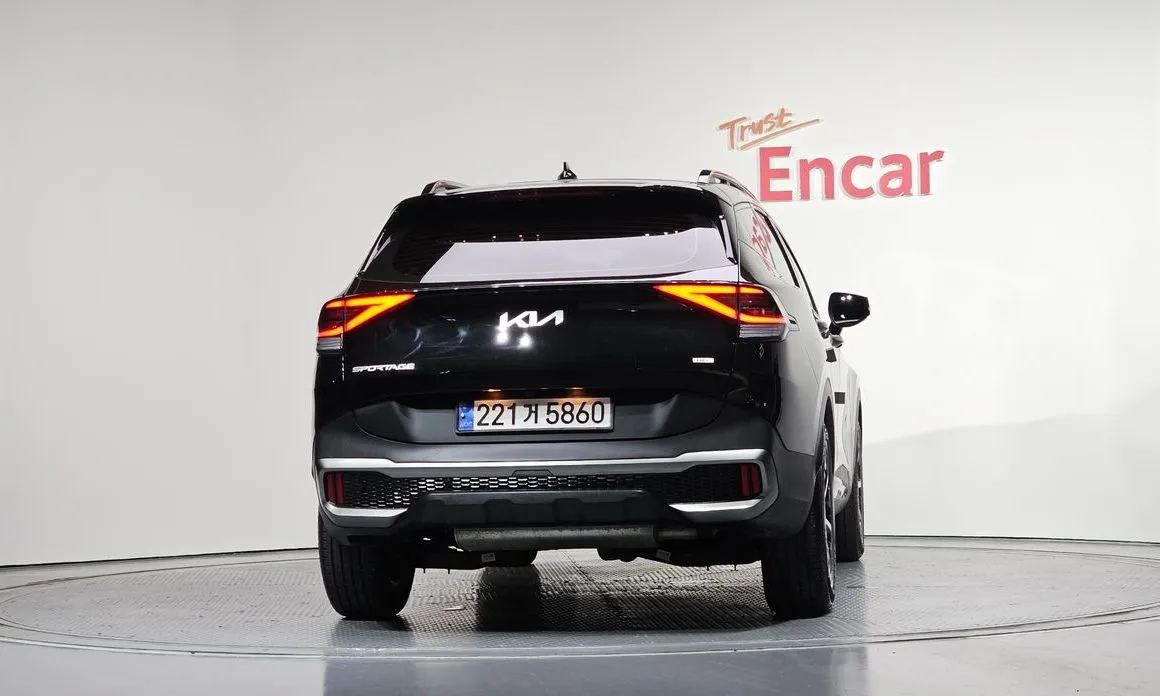 Kia Sportage — фото 8